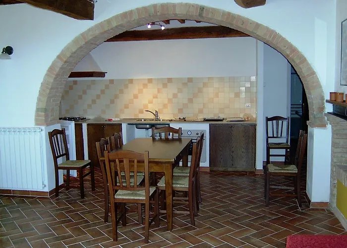 Bellavista Alloggio per agriturismo Radicondoli